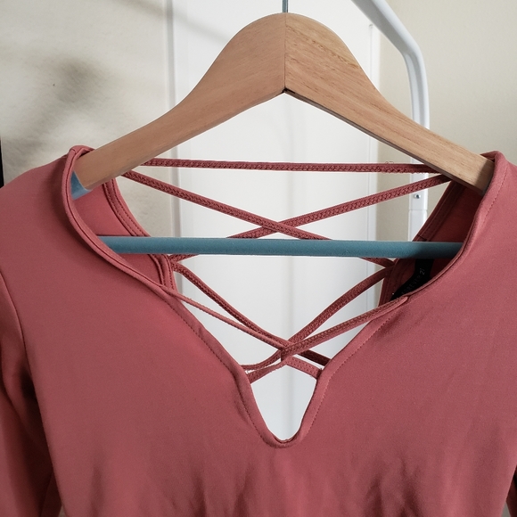 Forever 21 Pink Bodysuit. - Picture 2 of 7